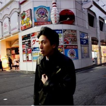 日本失业青年的“蜗居”生活 住胶囊旅馆